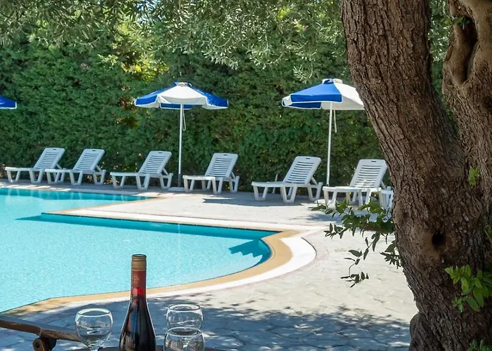 Ξενοδοχείο Triantafillas 3*